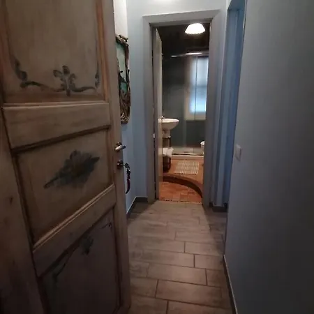 לינה וארוחת בוקר Plano De Laczarulo אצ'יארולי