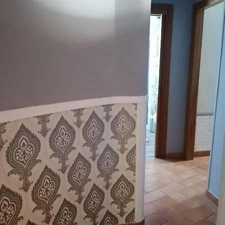 Plano De Laczarulo أكيارولي