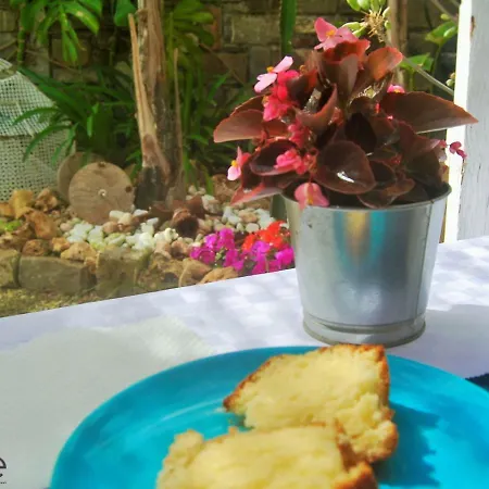 Plano De Laczarulo Bed & Breakfast